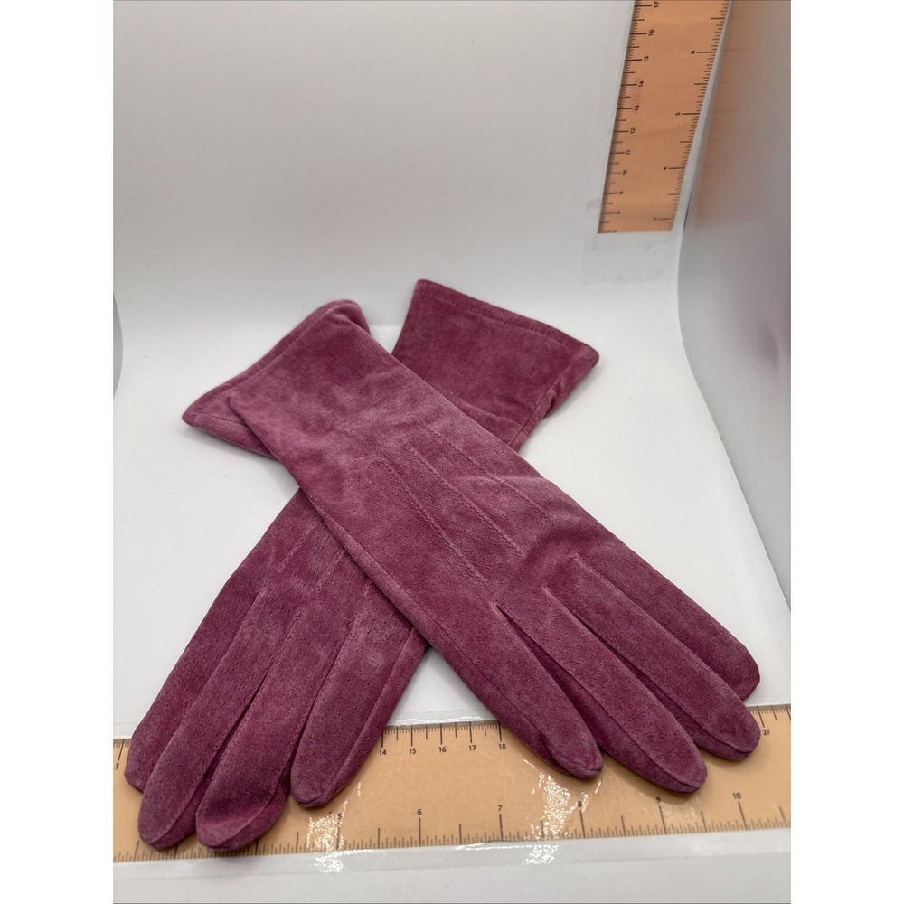Vintage Pink Suede‎ Woman's Gloves  (no size)